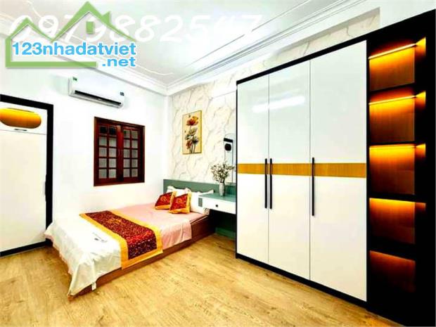 Bán nhà 4 tầng, 46m², 4PN, 4WC, Gò Vấp, 5.3 tỷ Ngay KV Bùi Quang Là - Huỳnh Văn Nghệ - 3