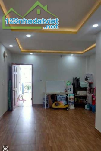 Bán nhà đường Nguyễn Văn Công, Gò vấp, hẻm xe hơi, 66M²x 4 tầng, 4Pn, 6.5 tỷ TL