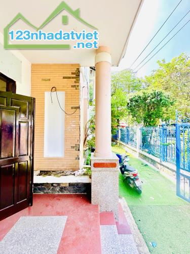 Biệt thự view sông KDC Trung Sơn Bình Hưng Bình Chánh 314m2 (27x15) chỉ 40.8 tỷ Tl - 1