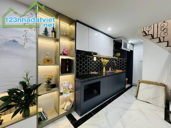 **🏠 Nhà Dân Xây Ngọc Thụy, 42M², 5 Tầng- Lô Góc- Full Nội Thất -Nhỉnh 6 Tỷ** - 1