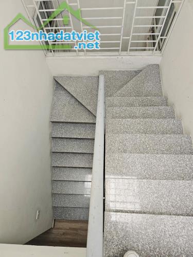 BÁN NHÀ MẶT NGÕ LÔ GÓC 20 TỶ 115m 5 TẦNG MT 5,5m Ô TÔ ĐỖ CỬA LẠC LONG QUÂN CẦU GIẤY - 3