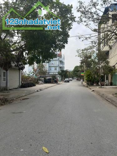 Bán lô đất DT 400 M khu BT Hoàng Thế Thiện Đông Hải 1 Hải An
