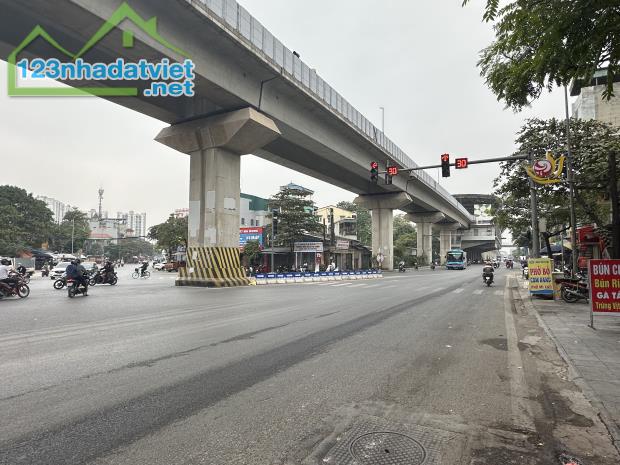 GẦN PHỐ-OTO ĐỖ CỬA-DÂN TRÍ CAO-AN NINH TỐT-TIỆN ÍCH-GIAO THÔNG THUẬN LỢI-NGÕ THÔNG
