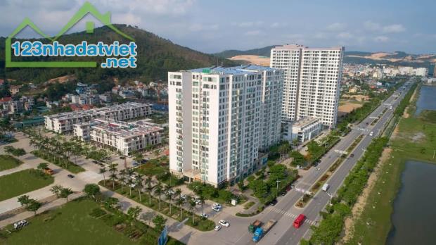 cần bán căn hộ 3Pn 96m2 View Biển trung tâm Bãi Cháy, Hạ Long.