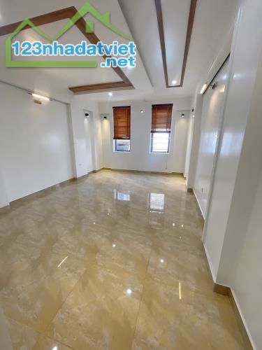 Bán gấp Nhà 4 tầng Nguyễn Văn Linh, Vĩnh Niệm, Lê Chân. HP. 4,15tỷ. 82m2. Ngõ 4m. - 2