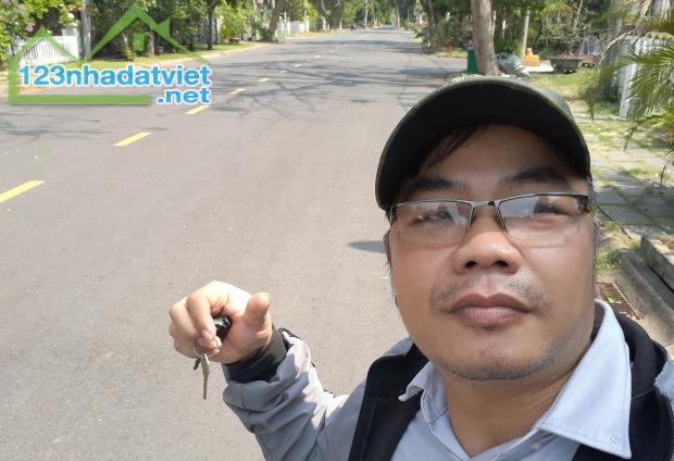 Nhà biệt thự 2 tầng Tỉnh lộ 8 Bình Mỹ Củ Chi Hồ Chí Minh 250m2 có 5,8 tỷ - 1