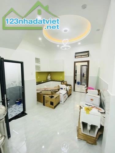 BÁN NHÀ 4 TẦNG 7 PHÒNG NGỦ, 75M2, BÙI MINH TRỰC, QUẬN 8 - GIÁ 7.1 TỶ - SỔ HỒNG - 3