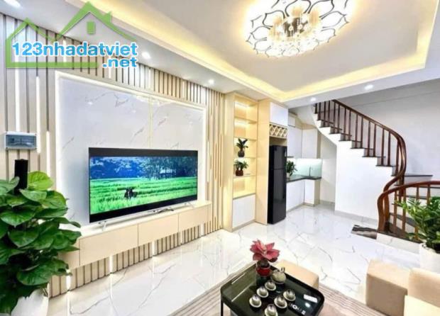 HIẾM🏡BÁN NHÀ BÁT KHỐI 46M2- NGÕ NÔNG THÔNG- GẦN Ô TÔ TRÁNH – NHỈNH 6 TỶ CHỐT - 1