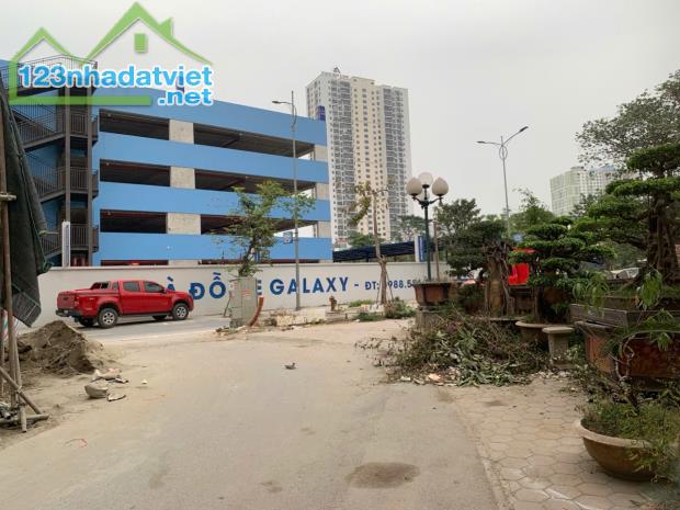 CỰC HIẾM -BÁN NHÀ Ở VẠN PHÚC (ĐỐI DIỆN GALAXY): 45m2 Ô TÔ tránh. Giá chỉ 7,9 tỷ - 1