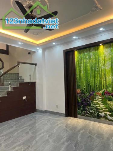 Bán nhà 3 tầng 65m2 ngõ phố Cô Đông, ph Bình Hàn, TP HD, 4 ngủ, nhà đẹp, ngõ oto vào - 4