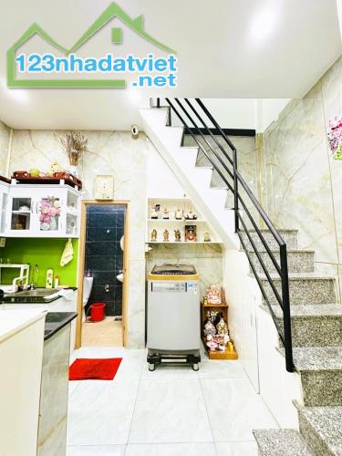 2 TẦNG FULL NỘI THẤT - DTSD 56 M2 (4 x 7) - KHU VIP PHỐ ẨM THỰC PHAN XÍCH LONG, PHÚ NHUẬN. - 1