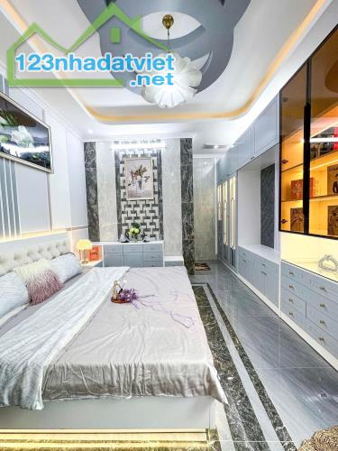 bán nhà 2 lầu góc 2 mặt tiền hẻm 553 đường 30/4 thổ cư hoàn công 59m2 lộ ô tô 3pn giá 4.25 - 2