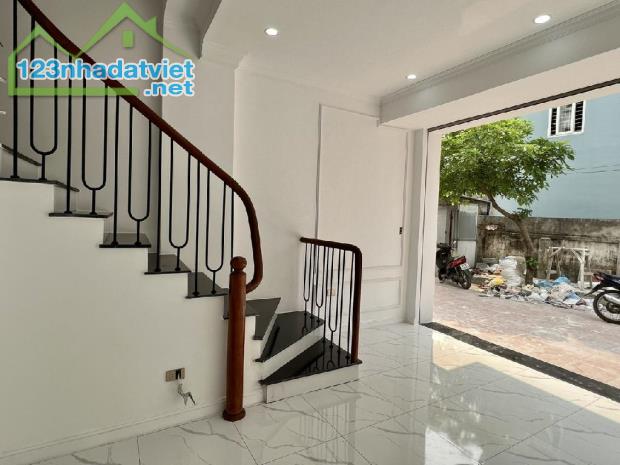 📢 BÁN NHÀ 40m² 3 TẦNG - TỰ KHOÁT, NGŨ HIỆP, THANH TRÌ GIÁ 4,5 TỶ - 4