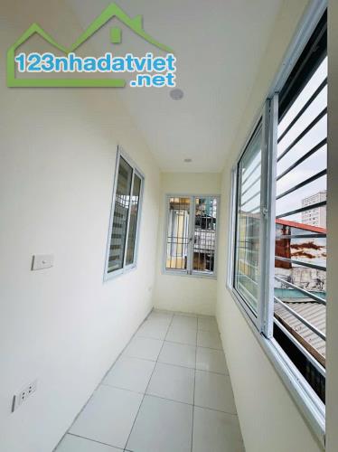 Bán nhà tập thể Kim Liên, Phương Mai Đống Đa, 60 m2 (sổ 35 m2), 2 thoáng, 2.98 tỷ. - 2