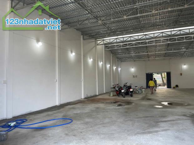 91. Cho Thuê Kho Xưởng 300M² Có Sân Sau Mặt Sông Nhỏ - 3