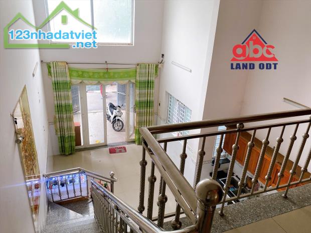 Bán nhà gác lửng sau lưng PCCC Trảng Dài, Biên Hòa, 94m2, giá 3 tỷ 350. - 3