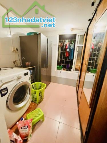 bán căn hộ tập thể Thanh Xuân Bắc, 75M, 3 ngủ 2 wc, 2,95 tỷ.