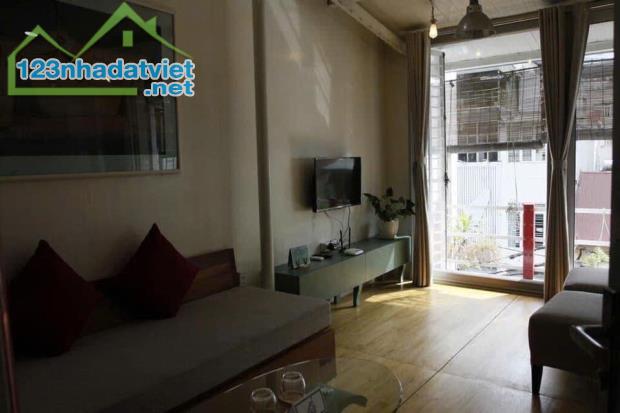 300m phố Hàng Bông, mặt tiền 4.8m, Kinh doanh homestay, 22 tỷ. - 2