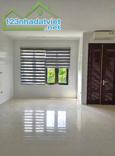 Bán nhà ngõ 10 Nguyễn Văn Huyên, Cầu Giấy, 90m2, MT 5.6m, 27 tỷ. - 1