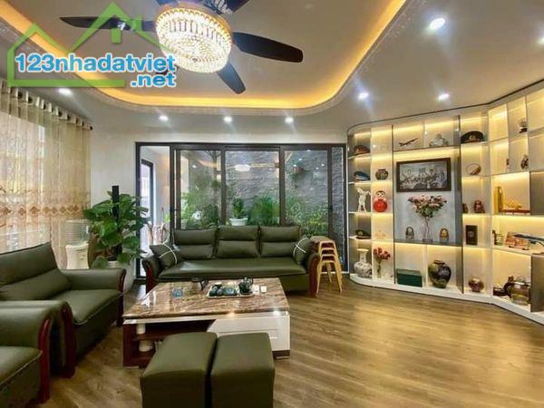 HOA HẬU PHỐ VIP NGUYỄN AN NINH-Ô TÔ ĐỖ GẦN-55m2-5 TẦNG THANG MÁY-TẶNG NỘI THẤT TIỀN TỶ - 1