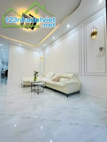 ~Bán Nhà Thiết Kế gần Chợ Bình Chánh Cấp 4(84m2) 765 Triệu 🏡 - 2