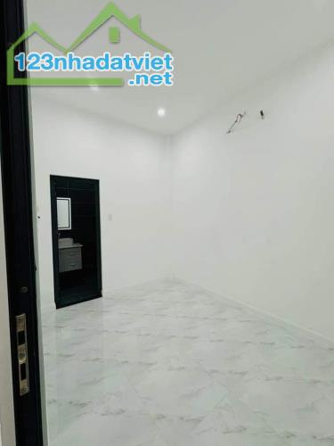 ~Bán Nhà Thiết Kế gần Chợ Bình Chánh Cấp 4(84m2) 765 Triệu 🏡 - 4