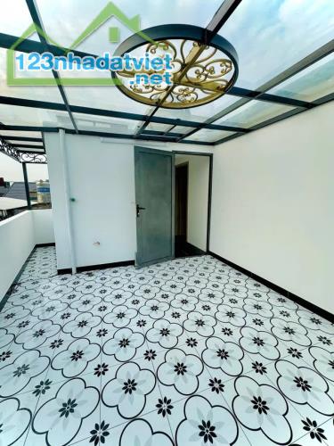 Siêu VIP nhà mới ngõ Hòa Bình 7 5 tầng x 40m2 giá nhỉnh 7 tỷ