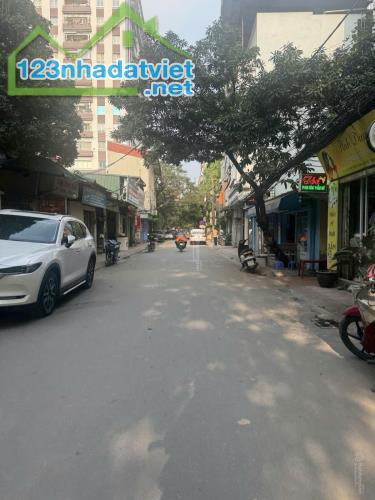 Khủng bán nhà 308m2, 11m MTiền, mặt đường Tây Tựu 70A, không quy hoạch, chỉ 38 tỷ - 1