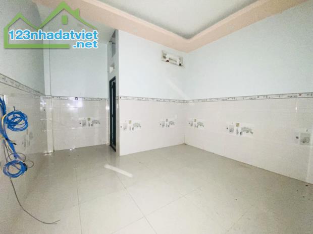 Bán nhà CHDV Lũy Bán Bích 4x20m 4Tầng thu nhập 20tr/tháng chỉ 7,85 Tỷ TL - 3