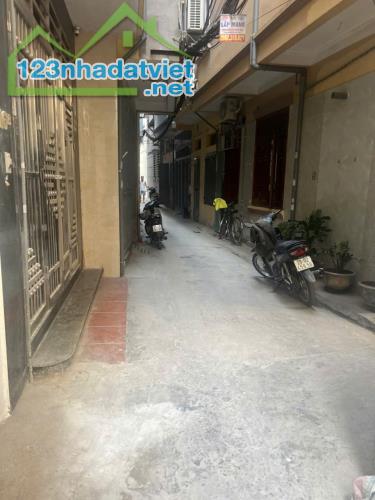 Bán nhà phân lô ngõ 147 Tân Mai (Cạnh cc k35), DT 38m2x6T, mới có thang máy giá 9.2 tỷ - 3