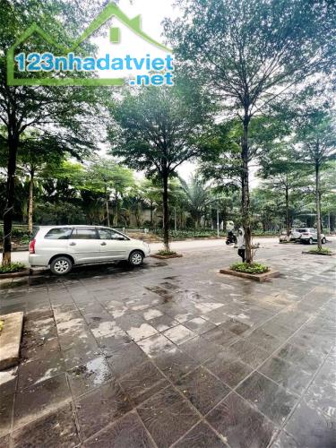 BÁN! Nhà Mặt Phố Đường Bưởi, Ba Đình, 180m2 x 3T. MT 15m, 72 tỷ, Vỉa Hè Rộng, KD Đỉnh. - 2
