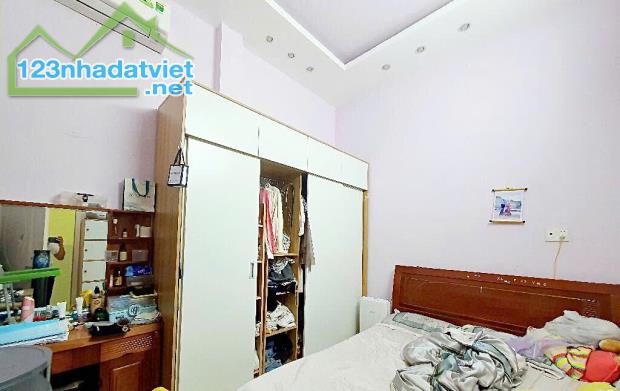 BÁN NHÀ ĐẸP NGUYỄN DUY TRINH, PHÚ HỮU, THỦ ĐỨC, 3 TẦNG, 55M2, NHỈNH 4 TỶ. - 2