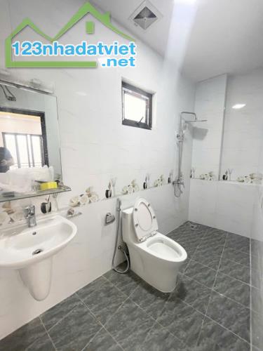 Bán nhà Lai Xá 40m2 5 tầng Mt 4.1m ngõ thông , ô tô 30m giá 4,35 tỷ - 3