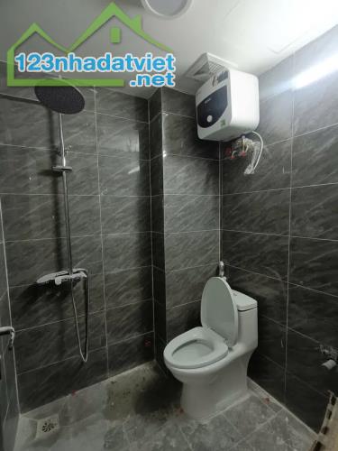 Hot Hot. Nhà mới ngõ Hòa Bình 7 5 tâng  x 61m2 ô tô vào trong nhà được. - 4