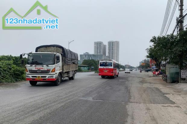 nhà Tam trinh-đường mới, tiện xe bus,dt 38 m2 ,sổ đỏ, giá 5 tỷ xx - 5