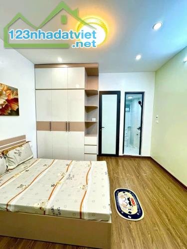 Bán nhà Vạn Phúc 60m2, 7 tầng, thang máy, MT 4.5m, Giá chỉ 12.5 tỷ