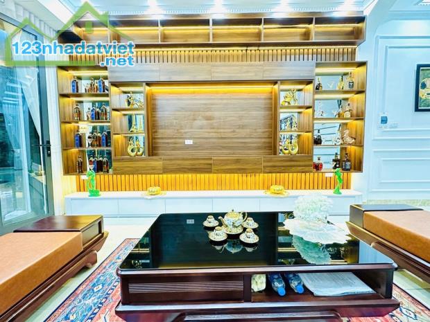 💥Nhà Đẹp Thịnh Quang, Ngã Tư Sở, Ngõ Nông Gần Ô tô, Full Nội Thất, 40m2, 4 Tầng, Giá 8.5 - 1