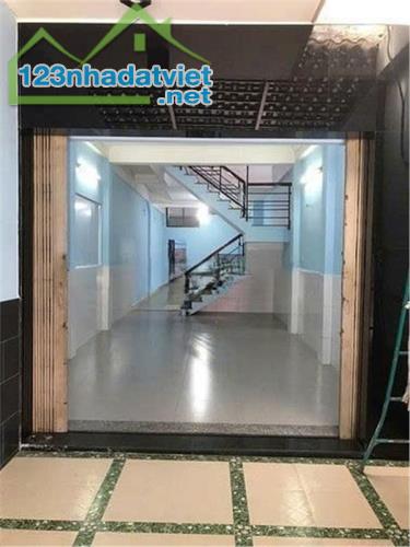 Nhà nguyên căn Bàu Cát, p11, Tân Bình, trệt lầu DT 200m2