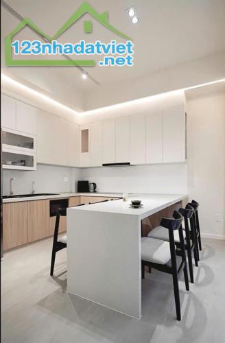 BÌNH THẠNH - HXH XÔ VIẾT NGHỆ TĨNH - P.25- DT: 64m² - 4 TẦNG 6 PHÒNG: Nhỉnh 9 Tỷ.Mr.