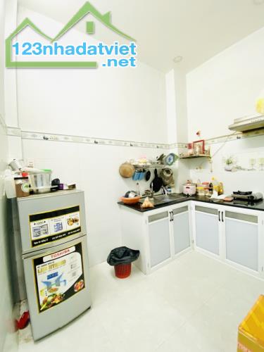 Bán nhà Nguyễn Thị Tần, Quận 8, 25m2, ngang 3.1m, chỉ 3.3 tỷ - 2