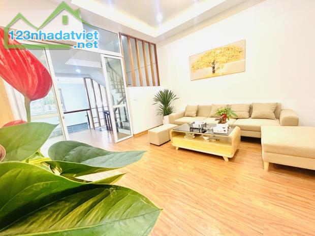 VĨNH HƯNG 5.T*52M2 - NHÀ DÂN XÂY - FULL NỘI THẤT + Ô TÔ CÁCH 10M 👉 0933942668