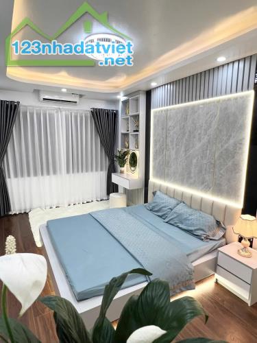 Bán nhà phố Khâm Thiên dt 40m2, 4 tầng, mt 3.6m, sát phố trung tâm quận Đống Đa chỉ 6.6 tỷ - 4