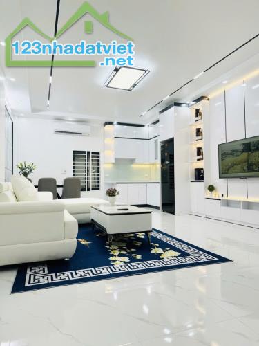 LÔ GÓC ĐỈNH TÂY MỖ 42M2X4T, MẶT TIỀN 5M, NGÕ THÔNG Ô TÔ QUA, GIÁ ĐỈNH CHỈ 6.4 TỶ TL - 2