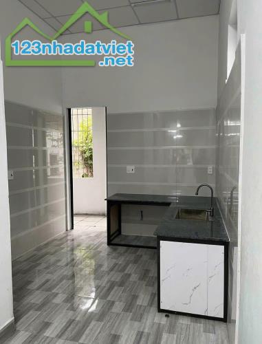 Bán gấp căn nhà cấp 4 ở Nguyễn Thị Sáu Thới Tam Thôn 5x35 178m2 820 TRIỆU, Sổ hồng riêng - 2