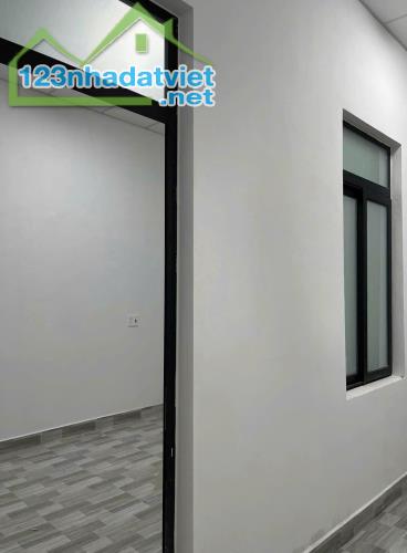 Bán gấp căn nhà cấp 4 ở Nguyễn Thị Sáu Thới Tam Thôn 5x35 178m2 820 TRIỆU, Sổ hồng riêng - 3