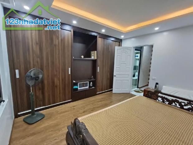 BÁN NHÀ TRƯƠNG ĐỊNH- NHÀ ĐẸP- 6 TẦNG- FULL NỘI THẤT- NGÕ ĐẸP- 50M Ô TÔ TRÁNH- NHỈNH 5 TỶ - 2