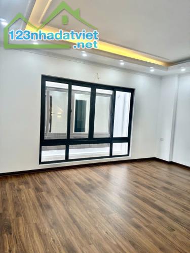 BÁN NHÀ ĐẠI TỪ - DT38M² - 5 TẦNG - MỚI TINH - CHỈ 6.4 TỶ - 3