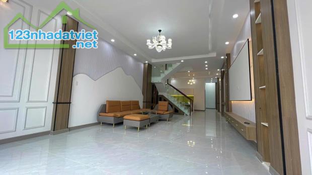 Nhà 1 lầu 1 trệt ngay trạm thu phí Bửu Long_90m2 - 1