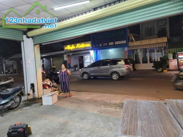 NHÀ MẶT TIỀN NGUYỄN THỊ KIỂU, P. HIỆP THÀNH, QUẬN 12 -360M2 GIÁ TỐT - 3