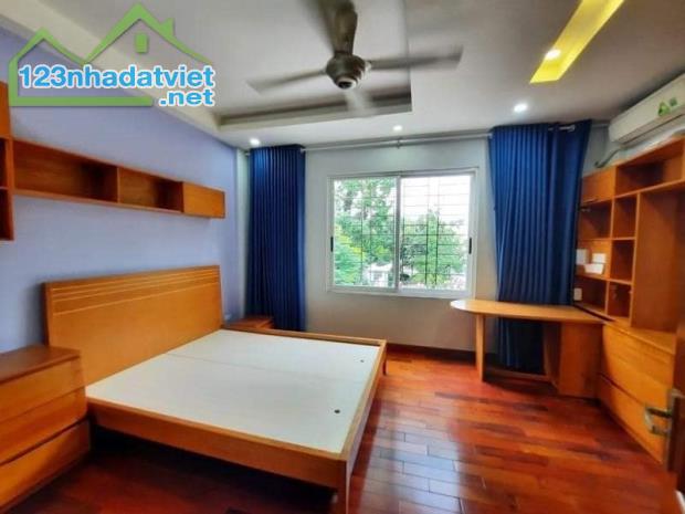 BÁN NHÀ ĐỘI CẤN BA ĐÌNH 47M  GIÁ 9.9TỶ - 2